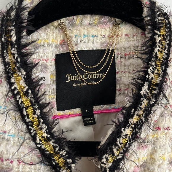 Blazer - Picture 3 of 6